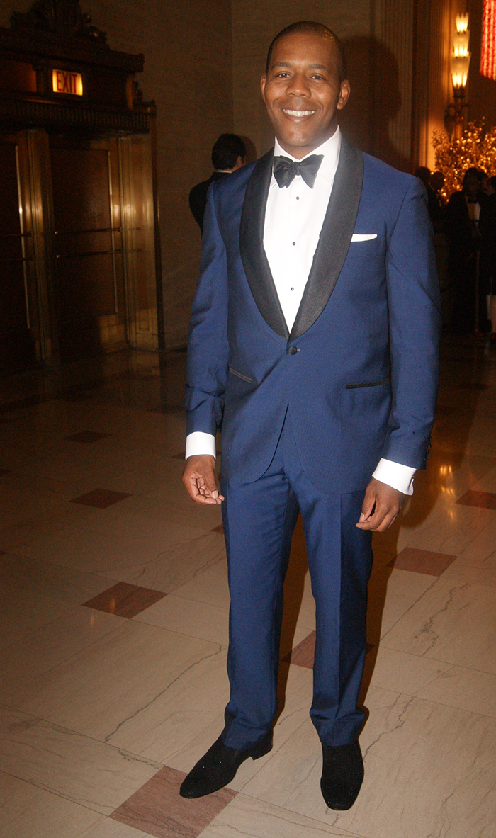 marcus boggs navy suit best dressed