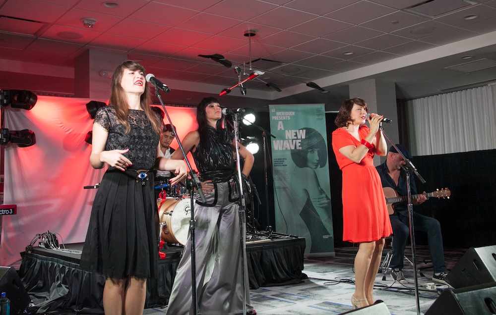 Nouvelle Vague performing