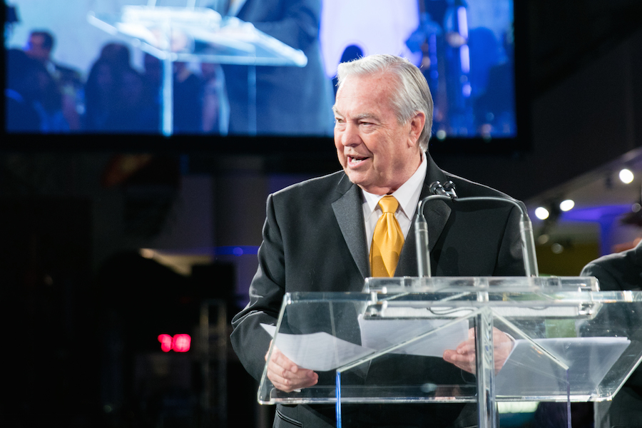 Bill Kurtis THE MUSEUM OF SCIENCE AND INDUSTRY’S 35th ANNUAL COLUMBIAN BALL