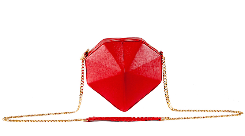pleats-design-heart-cross-body-bag