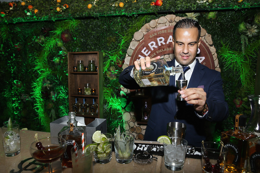 "Casa Herradura Visits Chicago"