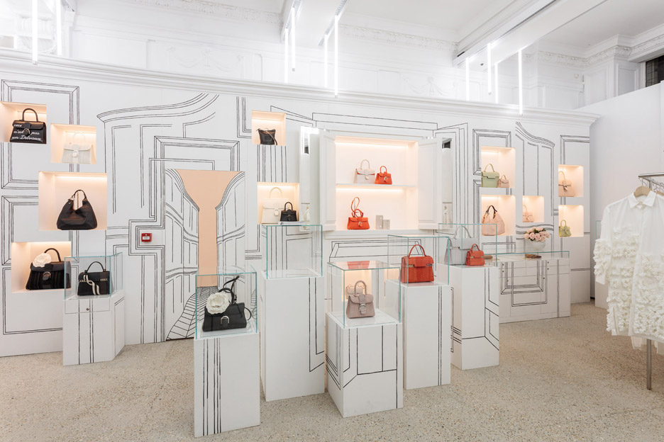 dover-street-market-haymarket-london-retail-interiors_dezeen_936_10