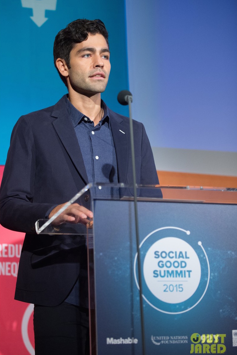 NEW YORK, NY - SEPTEMBER 27:  Actor Adrian Grenier attends the Social Good Summit at the 92nd Street Y on September 27, 2015 in New York City.  (Photo by Mark Sagliocco/Getty Images for Global Goals)