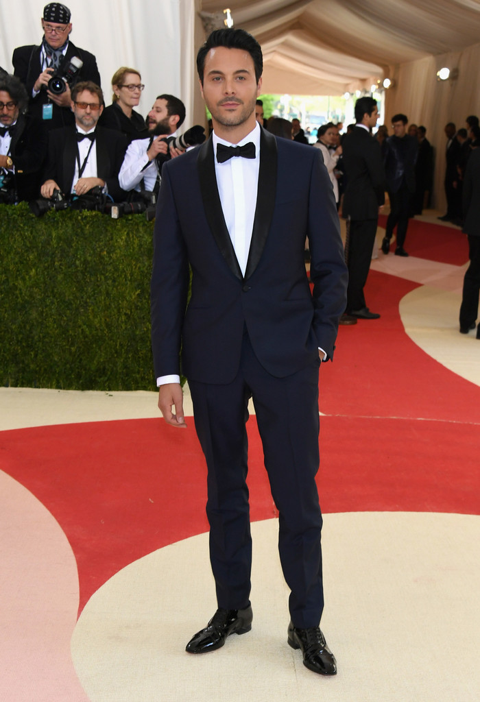 Jack Huston-met gala 2016-manus machina-in Alexander McQueen
