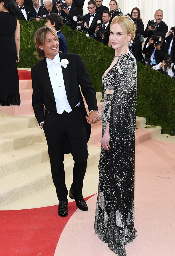 Keith Urban-Nicole-Kidman-Met-Gala-Manus-Machina-2016