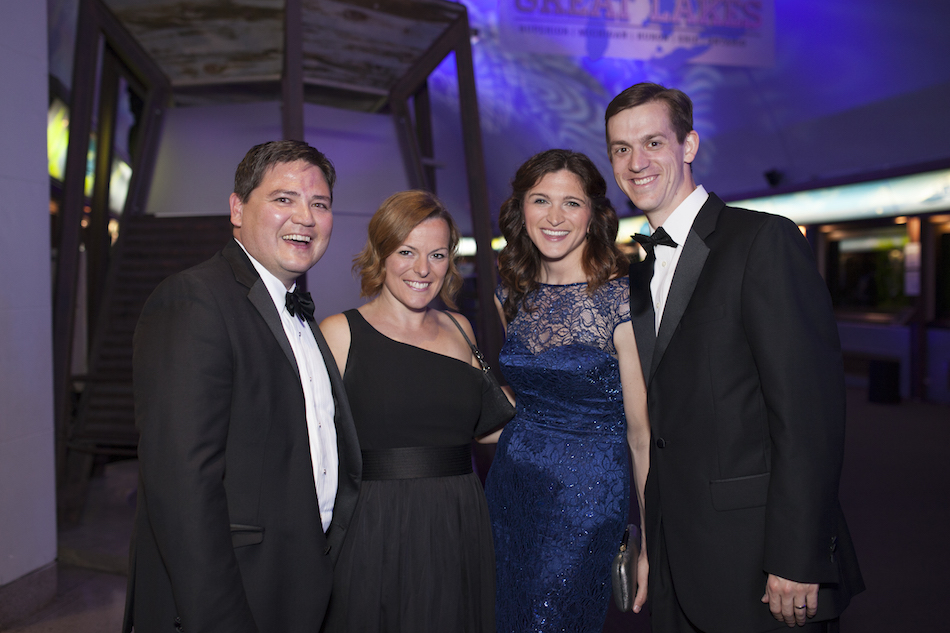 Trent-and-Amy-Sheridan-with-Auxiliary-Board-member-Laura-Micheli-and-husband-Gavin-Daly©-Shedd-Aquarium
